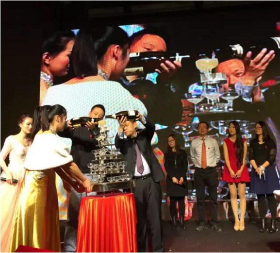 “风华十载，大道致远”——bjl平台十周年庆典暨2016“群英汇”年会于徐州隆重举行
